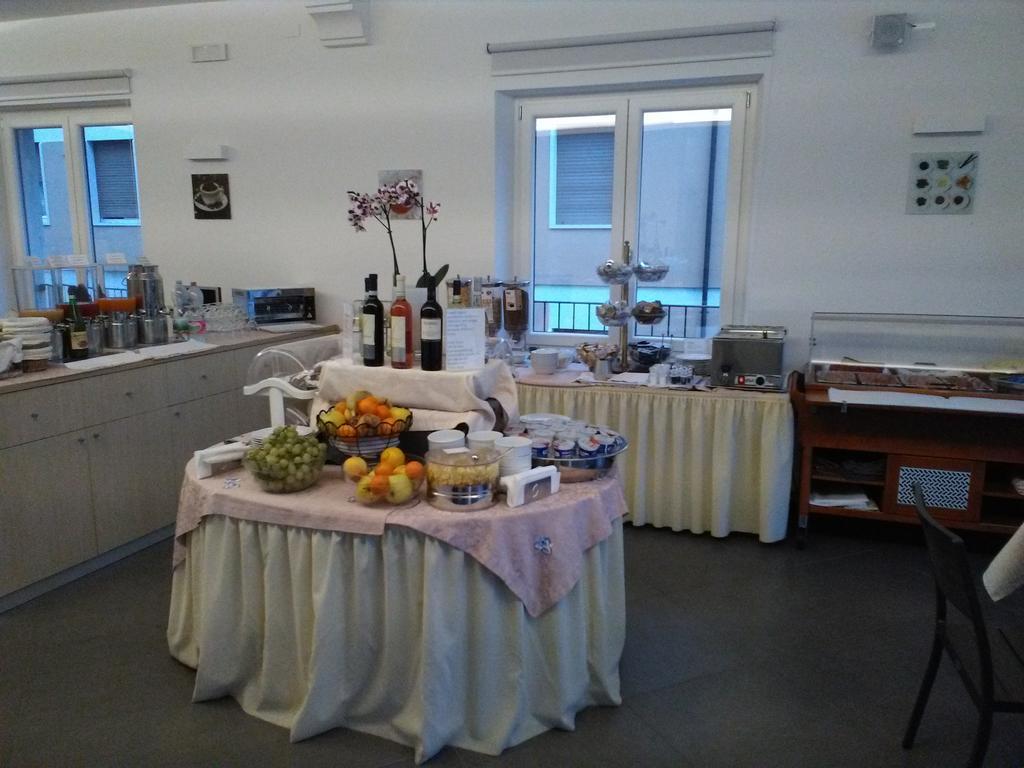 Hotel Orchidea Bardolino Buitenkant foto